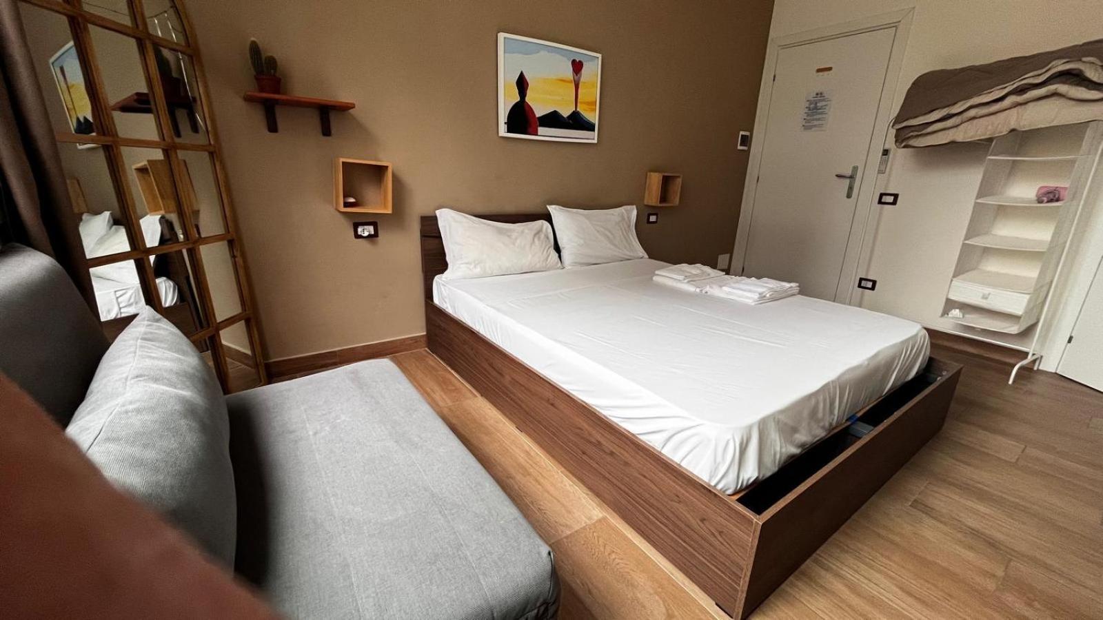 Vespucci Guest house *