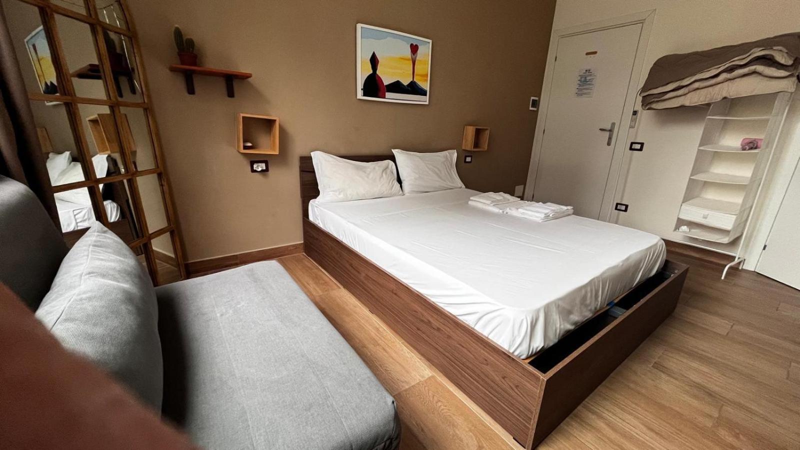 Vespucci Guest house *